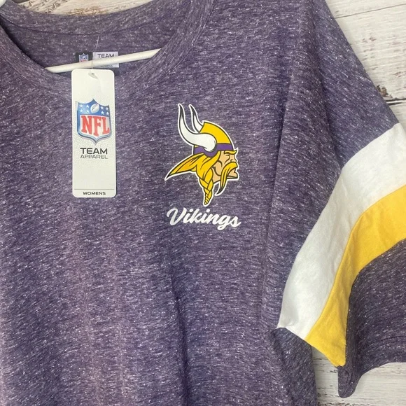 NFL Minnesota Vikings womens tee. Size M - Picture 3 of 8